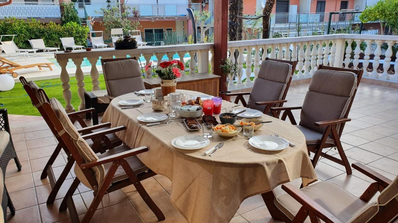 B&B Giardino Delle Delizie กราวีนา อิน ปูเลีย ภายนอก รูปภาพ